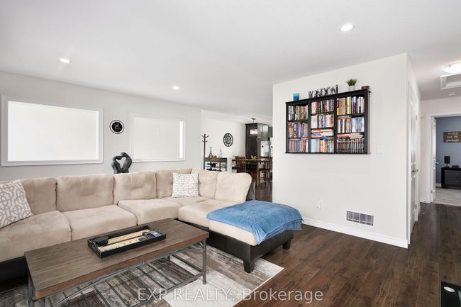 62 - 3320 Meadowgate Blvd, Condo with 2 bedrooms, 1 bathrooms and 1 parking in London ON | Image 4