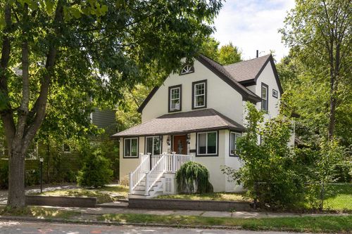 21 Englewood Ave, Worcester, MA, 01603-2135 | Card Image