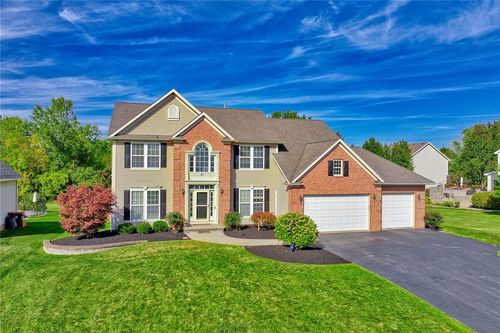 47 Brass Castle, Webster, NY, 14580-2400 | Card Image