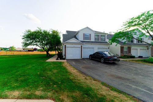 b-737 W Streamwood Blvd, Streamwood, IL, 60107-2391 | Card Image