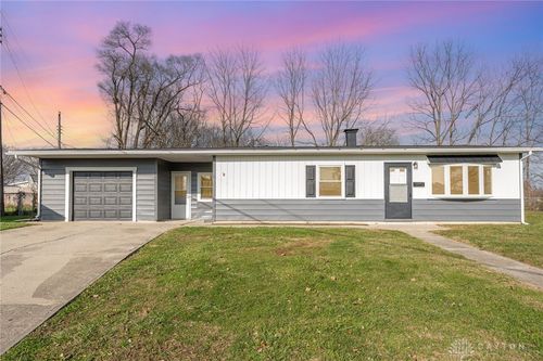 906 N Scott St, New Carlisle, OH, 45344-1227 | Card Image