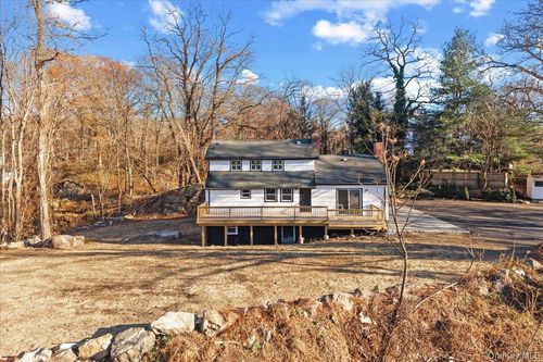 144 Old Lake St, West Harrison, NY, 10604-1611 | Card Image