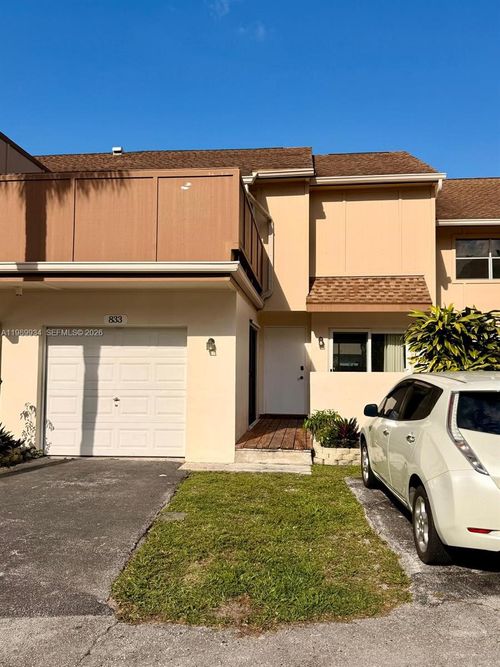 8-833 Nw 81st Ter, Plantation, FL, 33324-1209 | Card Image
