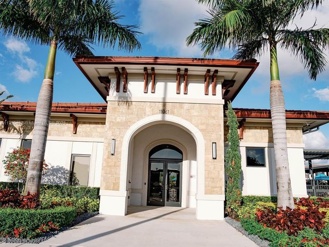 3473 W 110 Th Ter, House other with 4 bedrooms, 3 bathrooms and null parking in Hialeah FL | Image 37
