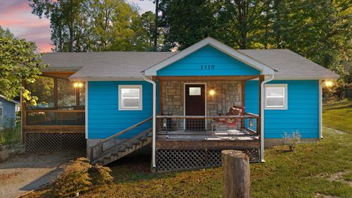 1510 Fins And Feathers Rd, Burnside, KY, 42519-8195 | Card Image