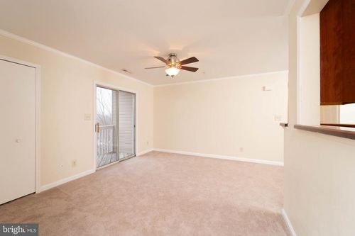 75a303-75 Fern Oak Cir, STAFFORD, VA, 22554-8459 | Card Image