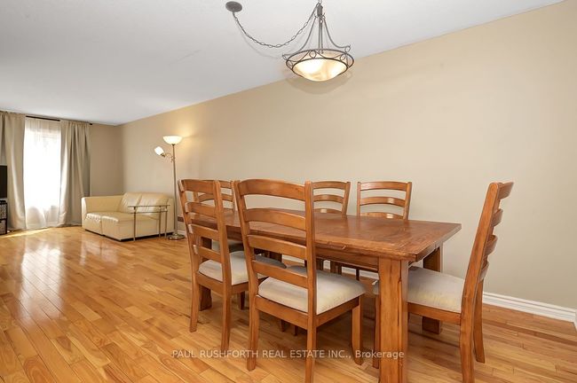 4587 Ogilvie Walk Cres, House attached with 3 bedrooms, 3 bathrooms and 2 parking in Gloucester ON | Image 9