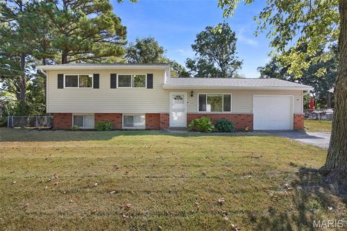 1804 Debbie Dr, High Ridge, MO, 63049-1920 | Card Image