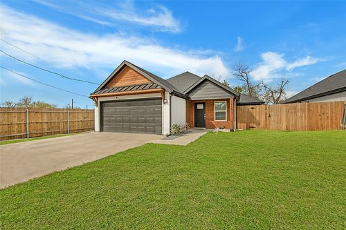 3606 Sayle St, Greenville, TX, 75401-4532 | Card Image