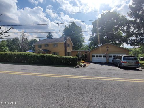 1202 N 15th St, Altoona, PA, 16601-5913 | Card Image