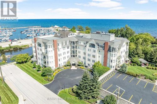 301-10 Bay Street E, Blue Mountains, ON, N0H2P0 | Card Image