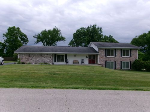 47 Timberlawn Cir, Frankfort, KY, 40601-3851 | Card Image