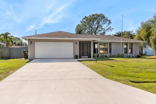 814 Se Starflower Ave, Port St. Lucie, FL, 34983-4639 | Card Image