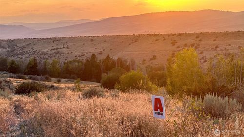 a2008-0 NNA Yakima St, Yakima, WA, 98903 | Card Image