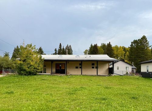 4909 51 Street, Peers, AB, T0E1W0 | Card Image