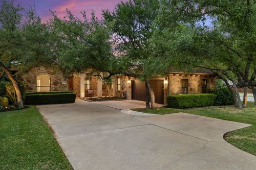 102 Blue Jay Dr, Lakeway, TX, 78734-5165 | Card Image