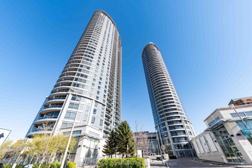 1423-135 Village Green Sq, Scarborough, ON, M1S0G4 | Card Image