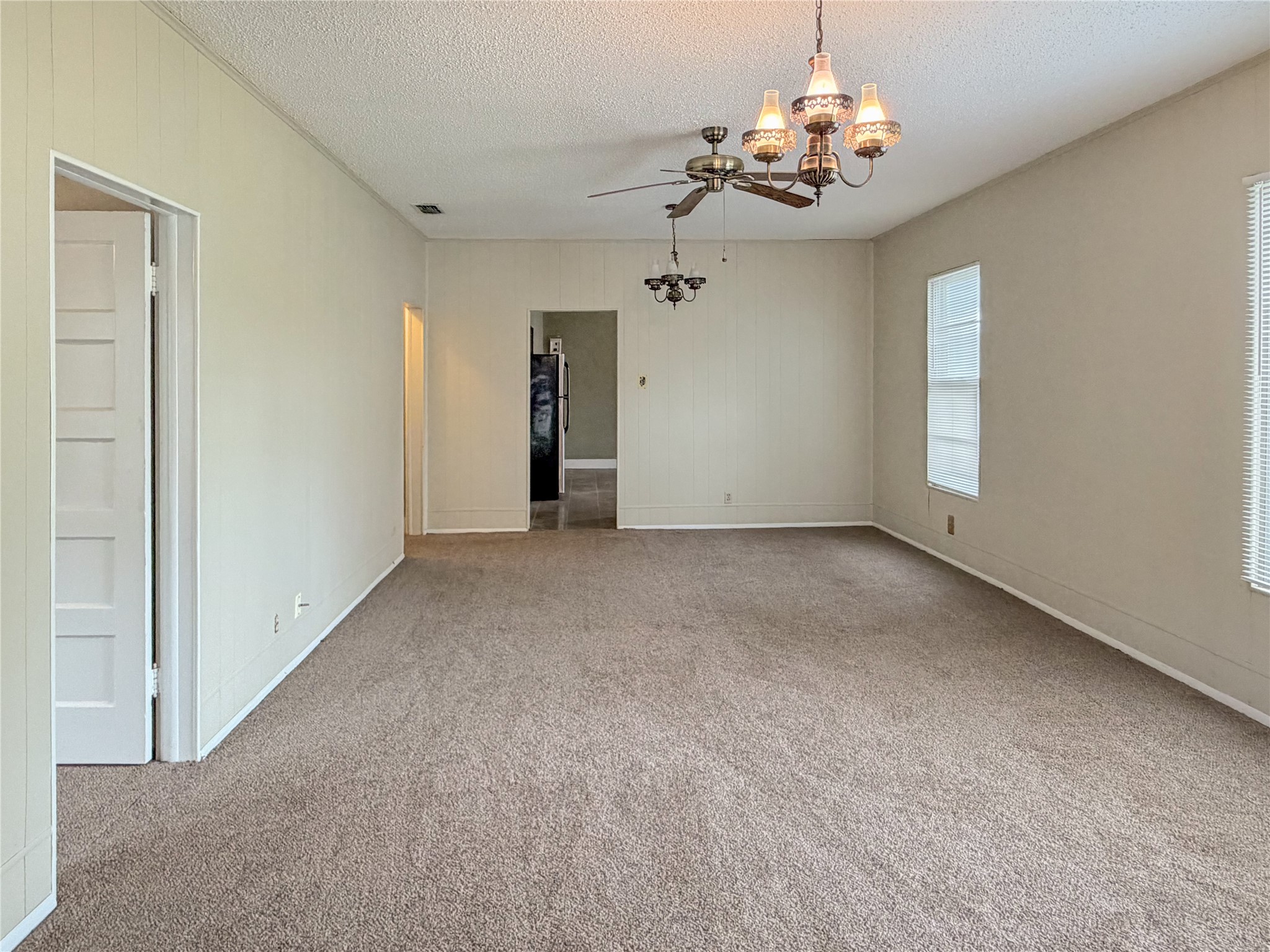 Residential in Eastland 3