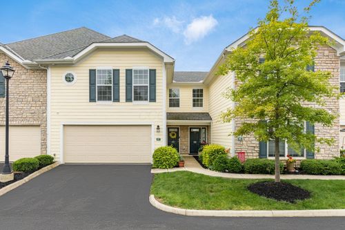 97 Lakes At Cheshire Dr, Delaware, OH, 43015-8697 | Card Image