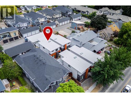1929 Ethel St, Kelowna, BC, V1Y2Z6 | Card Image