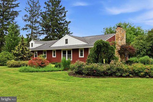 1058 Glen Hall Rd, KENNETT SQUARE, PA, 19348-1017 | Card Image