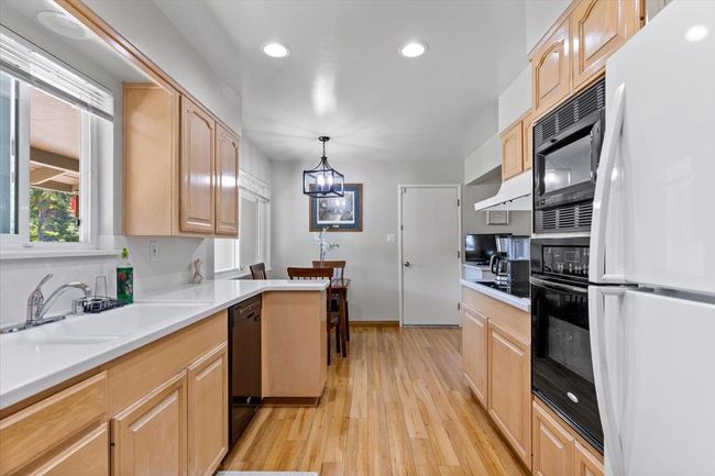 4939 Brookglen Way, House other with 3 bedrooms, 2 bathrooms and null parking in Carmichael CA | Image 6