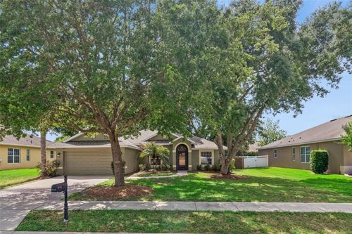 242 Blue Water St, EUSTIS, FL, 32736-2247 | Card Image