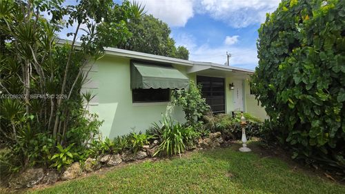 19851-19851 Sw 103rd Ct, Cutler Bay, FL, 33157-8502 | Card Image