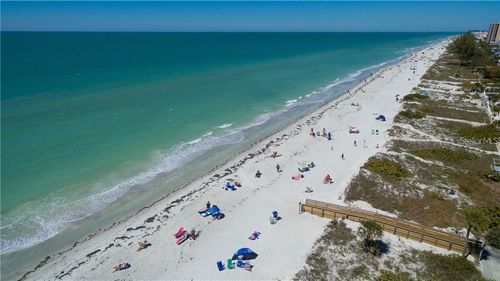 404-404 Hidden Harbour Dr, INDIAN ROCKS BEACH, FL, 33785-3731 | Card Image