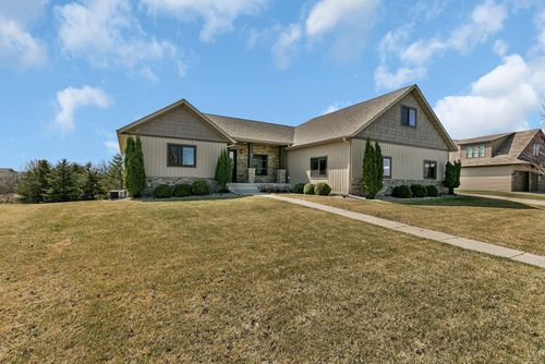 3346 Old Stone Way Ne, Sauk Rapids, MN, 56379-4569 | Card Image