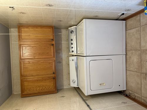 6316 W 83rd Pl, Burbank, IL, 60459-2404 | Card Image