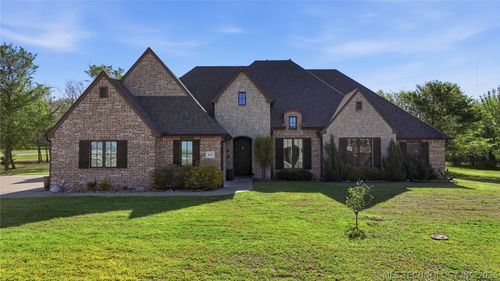 9423 S 278th East Ave, Broken Arrow, OK, 74014-4304 | Card Image