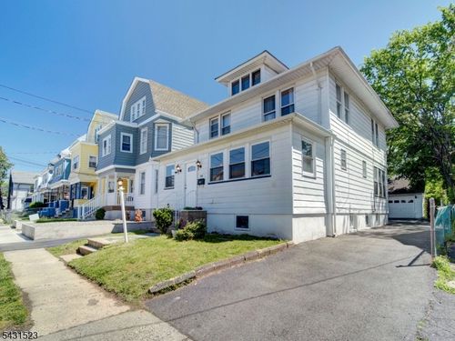 130 Florence Ave, Irvington, NJ, 07111-1326 | Card Image