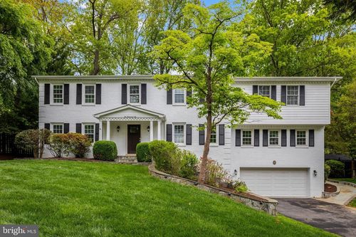 2006 Carriage Ct, VIENNA, VA, 22181-2923 | Card Image