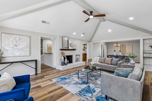 8115 Old Moss Rd, Dallas, TX, 75231-1606 | Card Image