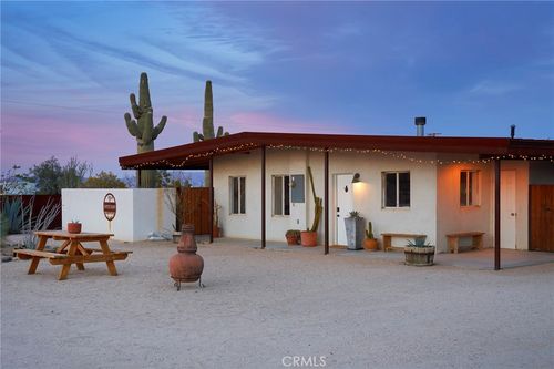 66475 Winters Rd, Joshua Tree, CA, 92252-4551 | Card Image