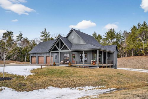 8 Peaceful Lane, Scarborough, ME, 04074 | Card Image