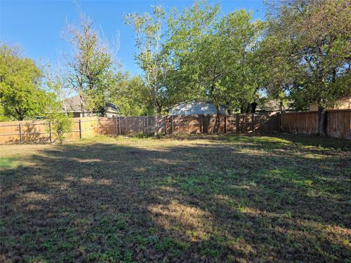 705 E Wardville St, Cleburne, TX, 76031-5031 | Card Image