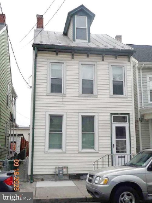 32 Mifflin St, LEBANON, PA, 17046-3811 | Card Image