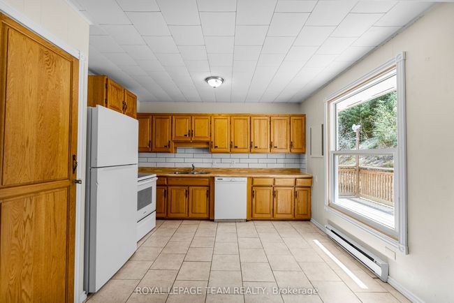 39220 Combermere Rd, House other with 5 bedrooms, 2 bathrooms and 2 parking in Combermere ON | Image 23