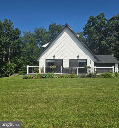 6910 Old Harrisburg Rd, YORK SPRINGS, PA, 17372-8718 | Card Image