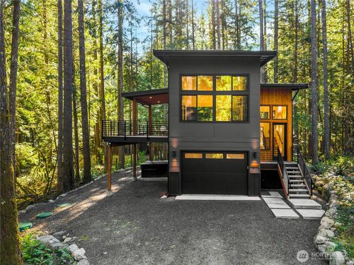 7475 Canyon View Dr, Deming, WA, 98244-8900 | Card Image