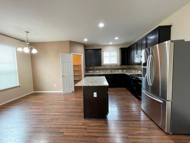 602 Moonwalker Trl, House other with 3 bedrooms, 3 bathrooms and 4 parking in Buda TX | Image 10