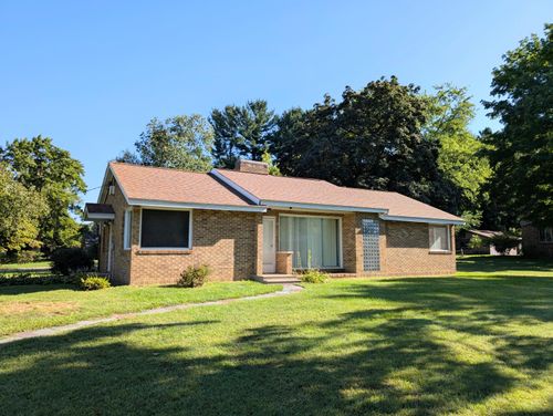 201 Randolph St, Bangor, MI, 49013-1440 | Card Image
