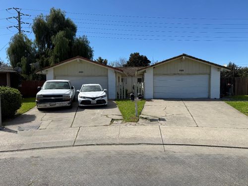 2926 Garrison Ct, Stockton, CA, 95207-2304 | Card Image