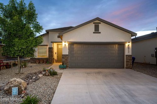 6913 Magellan St, Las Cruces, NM, 88012-0856 | Card Image