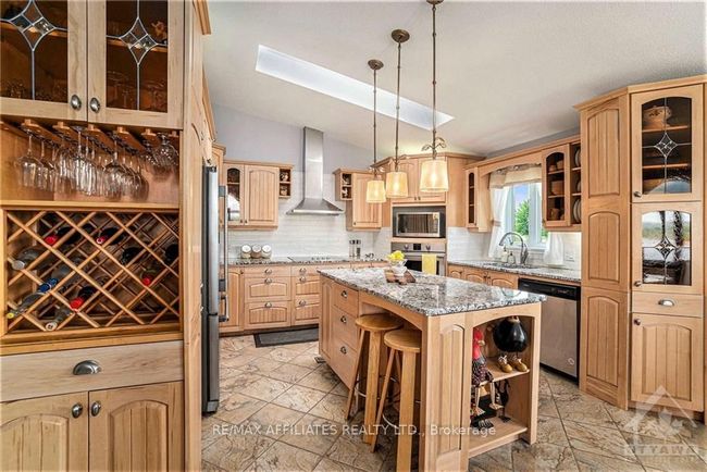 3020 Bay Rd, House other with 1 bedrooms, 2 bathrooms and 10 parking in Alfred ON | Image 7