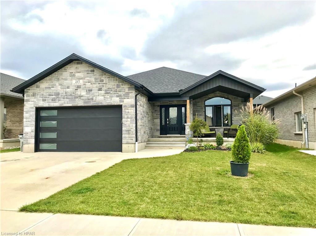 215 Duncan St, For Sale in Mitchell eXp Realty