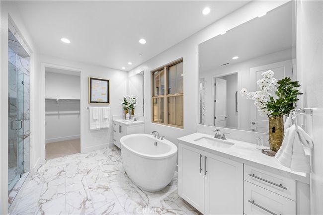 168 Somera, House other with 5 bedrooms, 4 bathrooms and 2 parking in Irvine CA | Image 26