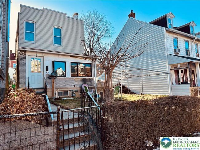 742 N 4 Th St, House other with 2 bedrooms, 2 bathrooms and null parking in Allentown PA | Image 9